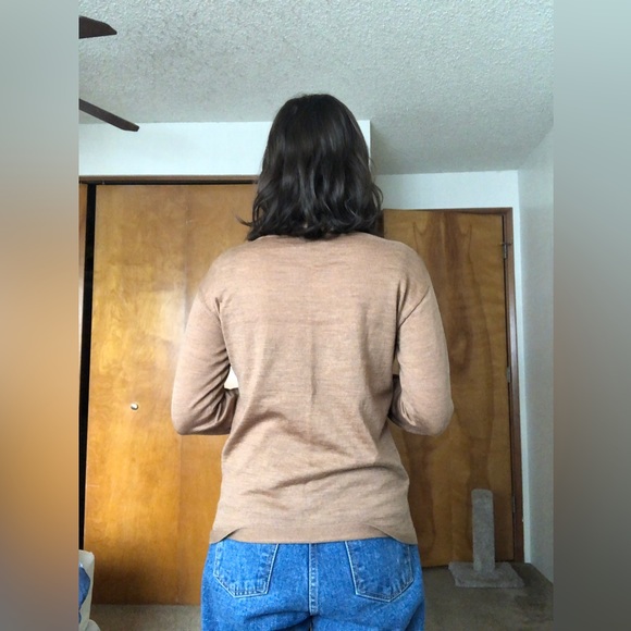 SOLD Banana Republic merino wool sweater - Picture 3 of 5